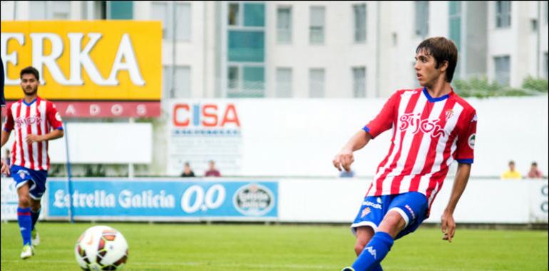 El Sporting logra la victoria por uno a dos en su estreno liguero en Los Pajaritos