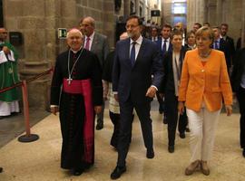 Merkel 'satisfecha' con el 'crecimiento económico' de España esgrimido por Rajoy