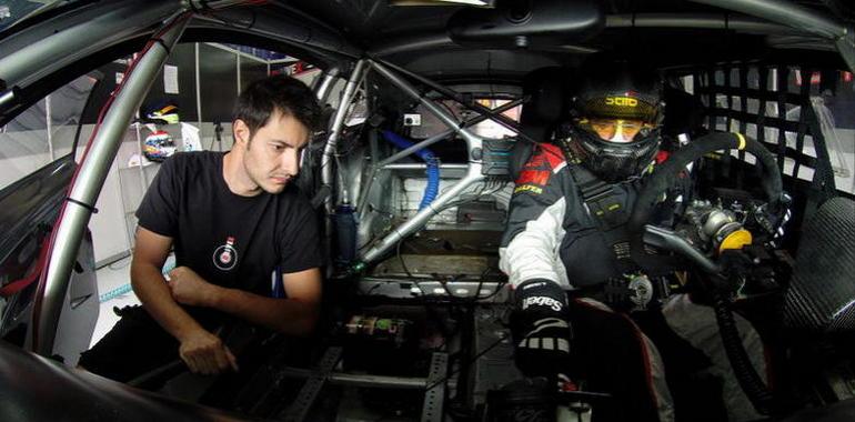 Podio de Escámez / Carbó en las Endurance Series con Drivex