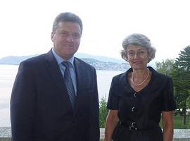 Irina Bokova celebra el cincuentenario de las “Veladas poéticas” de Struga