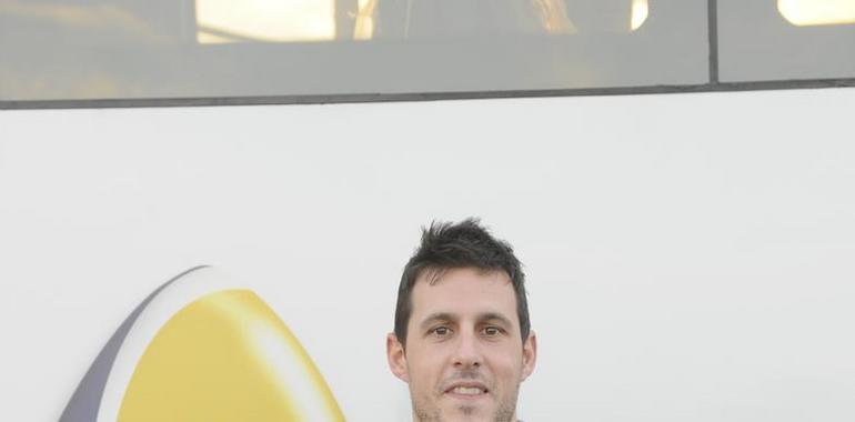 Rubén Suárez y Álex González dirigirán el juego del Oviedo Baloncesto una temporada más
