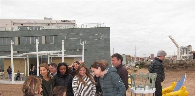 Poniente, la playa más accesible
