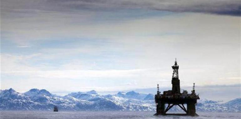 Greenpeace denuncia el plan de contingencias ante vertidos de Cairn Energy en el Ártico por inadecuado