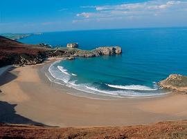 La calidad de las aguas de baño en las playas de Llanes es muy buena