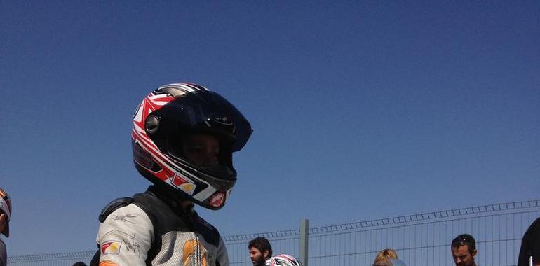 Los hermanos Herrero puntúan en el circuito Motorland Aragón