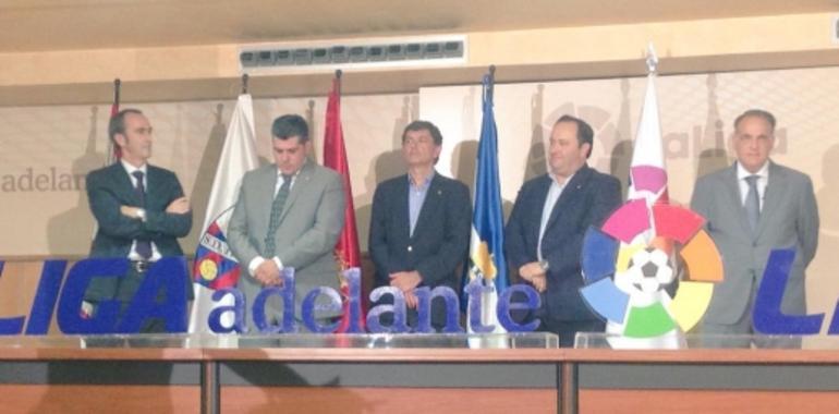 La bandera del Real Oviedo ya ondea en LaLiga