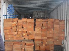 Cae un grupo de narcos que introducía cocaína en España por el procedimiento del "gancho ciego