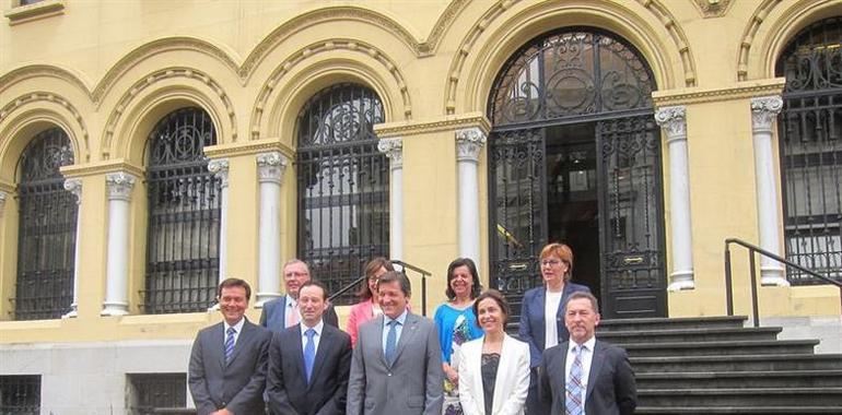 El Presidente quiere un gobierno de Asturias en "coalición con la sociedad"