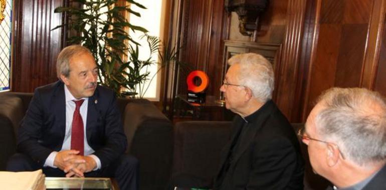 El Cabildo de la Catedral renuncia a la ayuda municipal de 20.700 € 