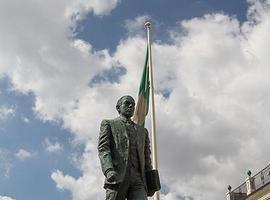 Moreno considera "un acto de justicia" que los primeros Lugares de Memoria Histórica rindan homenaje a Blas Infante