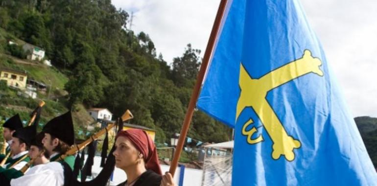 La asturiana "Paniceres" compite por ser la mejor peña de España