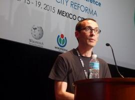 César Rendueles presenta 'Capitalismo canalla' en el Colegio Jovellanos de Xixón