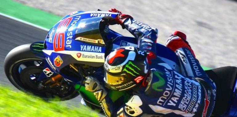 Jorge Lorenzo, campeón mundial de MotoGP tras su triunfo en Valencia 