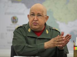 Chávez anuncia que irá "muy probablemente hacia un cuarto ciclo de quimioterapia"