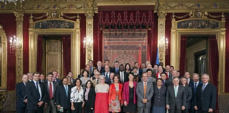 34 embajadores extranjeros visitan Navarra para conocer sus centros de energías renovables 