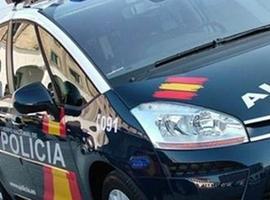 Detenido un ovetense cuando atracaba una joyería en Gijón
