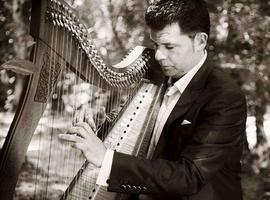 El músico Héctor Braga presenta mañana su nuevo trabajo 'La Fonda de Lola'
