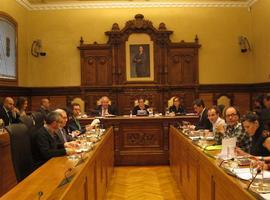 La alcaldesa proclama la 'frustración' vecinal ante la contaminación en Gijón