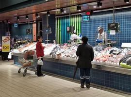 Carrefour comprará 36 hiper de Eroski por 205 M€ tras el 'sí' de la CNMC