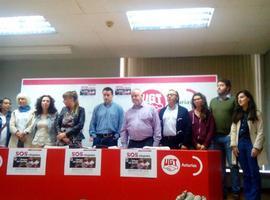'Sos Refugiados' de UGT y CCOO en Asturias contra la "verguenza" de la situación actual