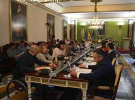 Oviedo, ciudad fundadora, respalda el manifiesto del Camino de Santiago primitivo
