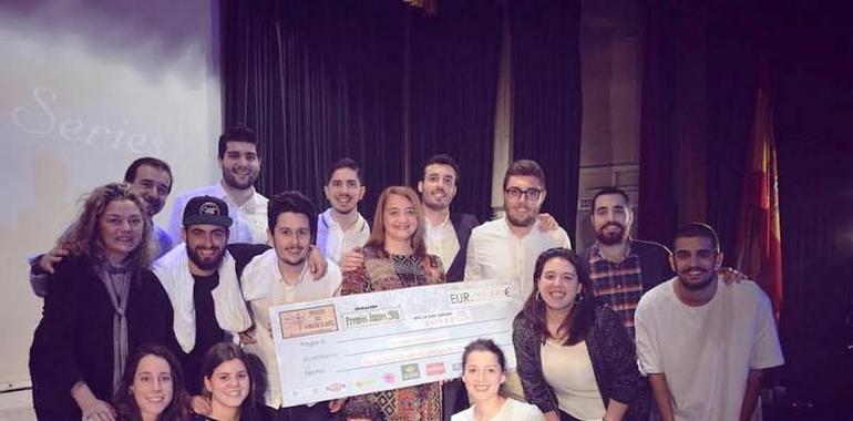 La parroquia del Corazón de María celebró su Festival Benéfico Navideño