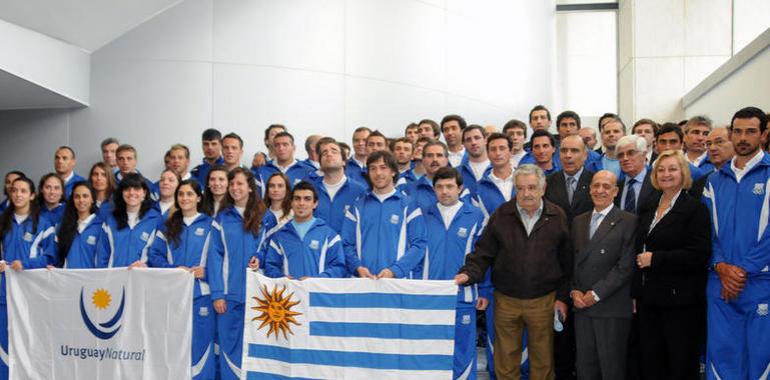 Delegación deportiva uruguaya viaja a México para participar en Juegos Panamericanos