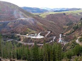 Ecologistas de Asturias denuncia el incendio, desde hace mas de un año, de una mina de Tineo