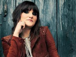 La cantante Rozalén actuará este sábado en el Teatro de la Laboral