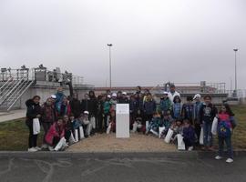 Los escolares del colegio Villafría conocen el tratamiento de agua potable de Aqualia