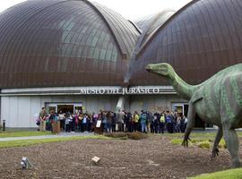 Museo del Jurásico  Asturias dedica 'finde' al Día de la Tierra