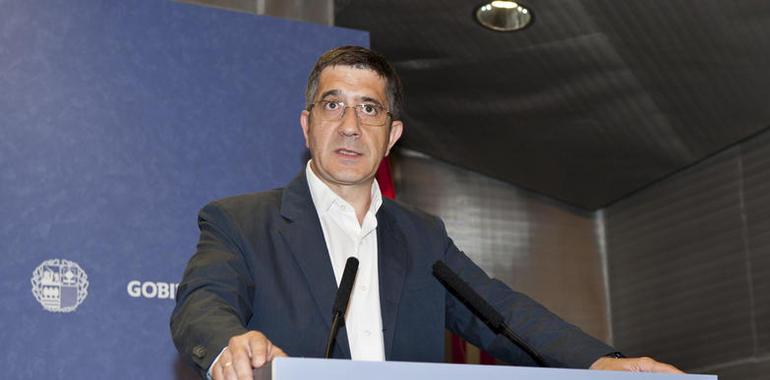 Euskadi “acaricia el final de la pesadilla etarra”, según el Lehendakari 