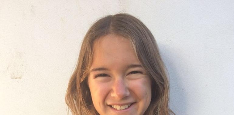 La polesa Valeria Montes Canga al timón de 