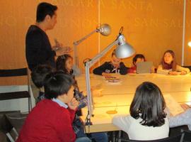 Seis siglos de Arte Prerrománico en una caja, nuevo taller infantil en el Centro del Prerrománico de Oviedo