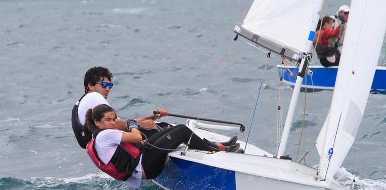 Carlos Ordoñez y Leticia Pelayo, se hacen con el Campeonato de Asturias de Snipe
