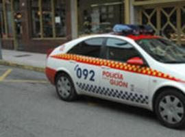 4 detenidos por robo en la calle Plomada de Tremañes
