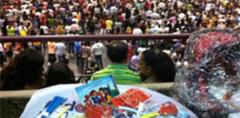 Comunidad ecuatoriana celebra convenio de seguridad social con España