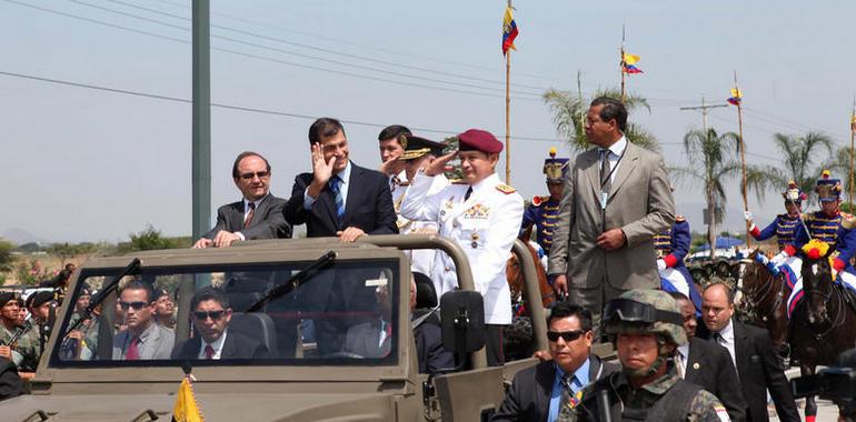 Correa preside el desfile del 191 aniversario de la independencia de Guayaquil