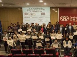 Becas ONCE a 5 estudiantes con discapacidad de Uniovi