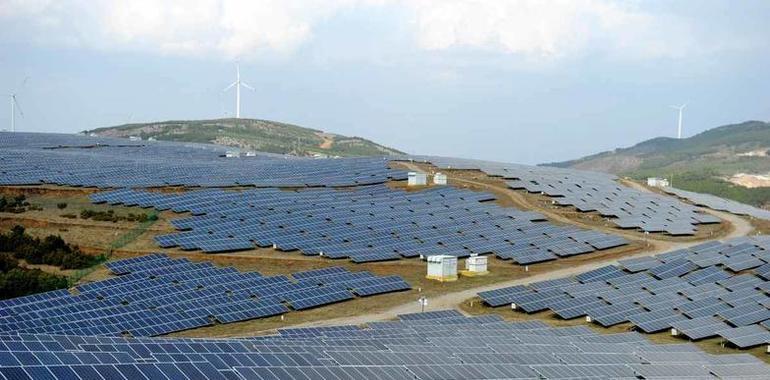 Inversión mundial en energía solar batió récord en 2017 con China a la cabeza