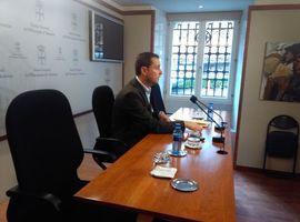 El PP lamenta no poder prohibir el asturiano en la escuela y llama ruin al Consejero