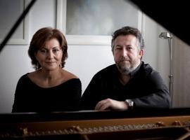 El dío Antonio Peña y Paula Raposo, el sábado en Avilés 